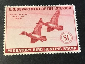 US SCOTT #RW10 Mint Possibly Hinged 1943 Federal Duck Hunting Stamp Centered - Picture 1 of 2