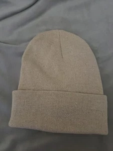 Beanie cremefarben mit Glitzer - Bild 1 von 3
