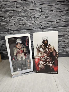 Assassin's Creed II Ezio Auditore 1:6 Figur Damtoys DMS012