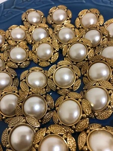 White Faux Rhinestone Gold Leaf Border Shank Button 30mm Lot of 4 AA300 - Picture 1 of 8