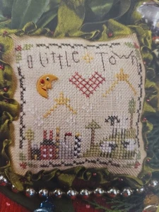 Shepherd’s Bush O LITTLE TOWN 2015 Ornament Counted Cross Stitch Pattern 42x42 - Picture 1 of 3