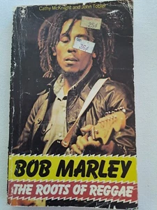 Bob Marley The Roots Of Reggae Book - Picture 1 of 5