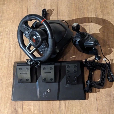 Subsonic Superdrive GS650-X Drive Pro steering wheel + pedals for Xbox PS4 PC - Image 1 of 4