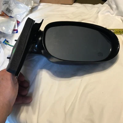 GM 22707324 NUEVO GM OEM 1-05 SATURN SERIE L CONDUCTOR ESPEJO RETROVISOR IZQUIERDO  Foto 1 de 4