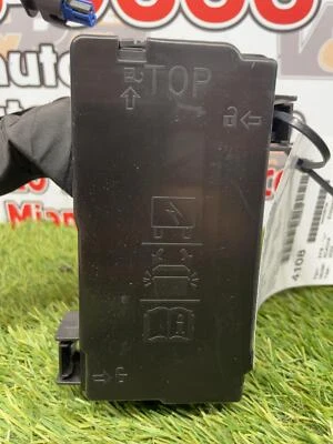 ✅ 2023 GMC ACADIA ENGINE FUSE BOX OEM - Изображение 1 из 4