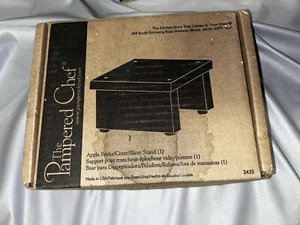 The Pampered Chef Apple Peeler Corer Slicer Stand #2435 Vintage New Unused Wood - Picture 1 of 2