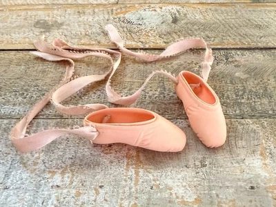 Zapatos de Ballet Madame Alexander Vintage Rosa Melocotón Zapatilla Años 50 Bailarina Muñeca Foto 1 de 4