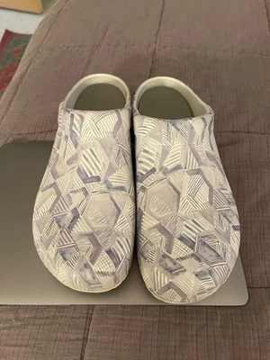 Женские сабо Dansko Kane размер 41 серые без шнуровки литые - Изображение 1 из 4