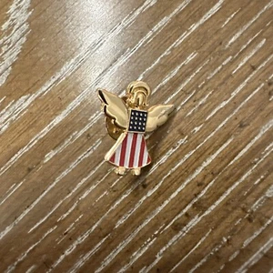 Pin de solapa vintage de ángel de la guarda bandera americana tono dorado (#88) - Imagen 1 de 2