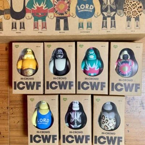 James Jarvis / Amos giocattolo nella folla ICWF set di 7 figure in vinile:JP - Foto 1 di 4