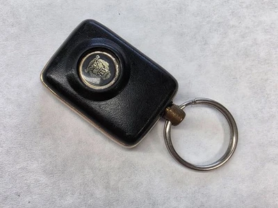 1993-1994 Jaguar XJ6 4.0L Smart Key Fob Keyless Entry Remote JAGIN4931 - Image 1 of 4