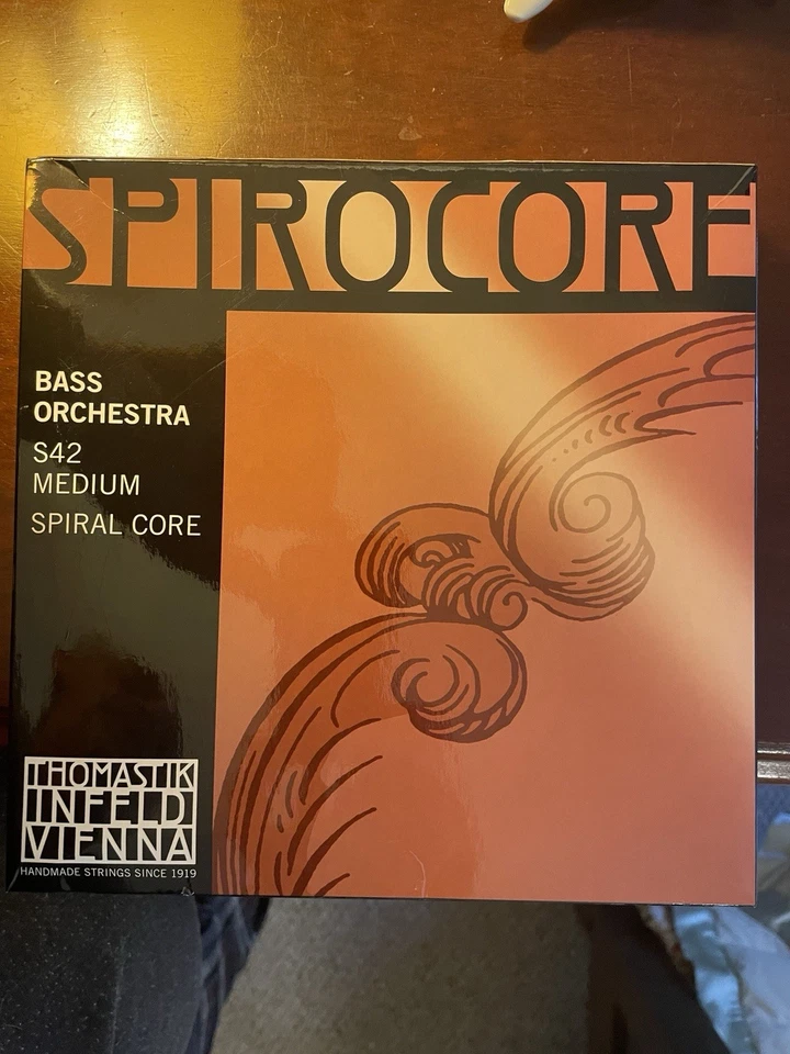 Басовые струны Thomastik Spirocore среднего размера - Изображение 1 из 1