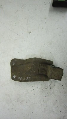 73-87 Chevy GMC ESCAPE TRASERO TUBO DE ESCAPE SUSPENSIÓN SOPORTE DE UNA CAMIONETA C20 1983 Foto 1 de 4