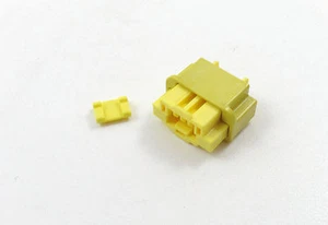 ( 1 ) GENUINE HONDA 77979-S04-305 SET FEMCONN (040) Connector - Picture 1 of 8