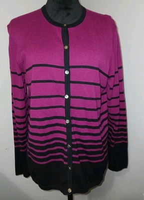 Cárdigan Liz Baker para mujer púrpura con botones talla grande Foto 1 de 4