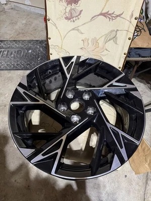 2025 KIA K5 18X7.5 MULTISPOKE WHEEL RIM BLACK & SILVER OEM - Image 1 of 4