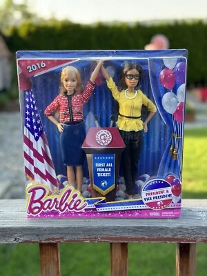 Muñeca Barbie Presidente y Vicepresidente - 2016 Foto 1 de 4