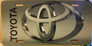 LOGOTIPO DE TOYOTA PLACA PERSONALIZADA EMBLEMA COCHE Versión II - Imagen 1 de 1