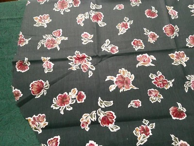 Tecido Henry Glass 2 tons flores marrons e hastes verdes em verde caçador US$ 2,35 - Imagem 1 de 4