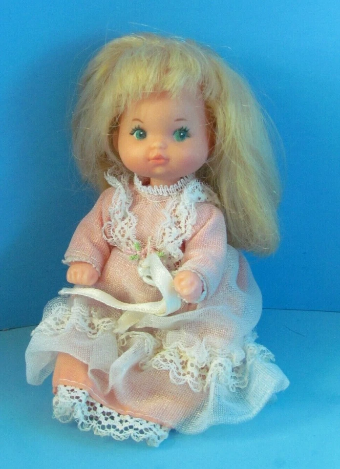 VTG 1976 Heart Family Toddler Doll Redressed in Rare Metal Snap Dress 4" L@@K - Image 1 of 4
