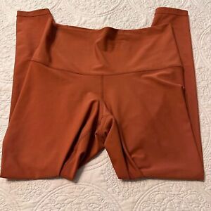 Old Navy Active Powersoft extra high rise go-dry leggings size Large Petite