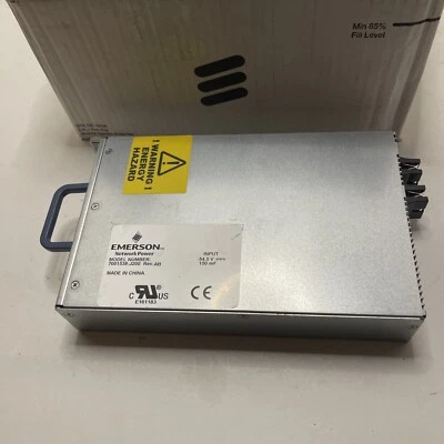 Fuente de alimentación Emerson Network Power M-7001538-J200 Rev.AB  Foto 1 de 4