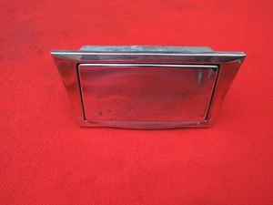 Bandeja de ceniza consola original usada Alfa Romeo 2000 GTV - Imagen 1 de 16