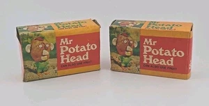 Dos vintage Mr. Cabeza de patata juguete retro para usar con patata real o fruta!  - Imagen 1 de 5