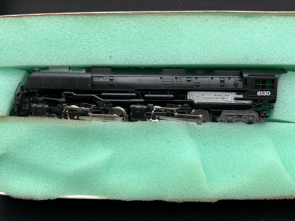 Vtg Rivarossi Southern Pacific N 4-6-6-4 Challenger Steam Locomotive 6130 w/ Box - Image 1 of 4