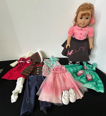 Muñeca histórica American Girl Maryellen Larkin 1954 +7 trajes inc. Meet outfit Foto 1 de 4