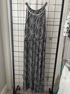 CRAZY 8 GIRLS SLEEVELESS MAXI DRESS, BLACK AND WHITE LEAF PRINT, SIZE L (10-12) - Picture 1 of 5
