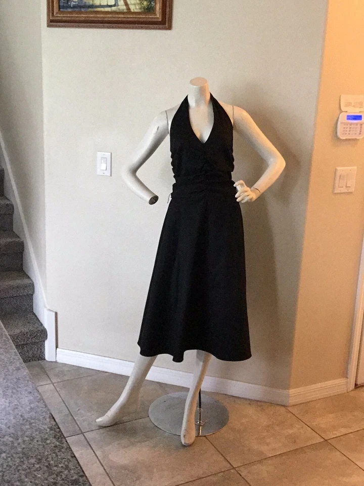 VESTIDO DONNA RICCO NEGRO SIN ESPALDA TALLA 14 Foto 1 de 4