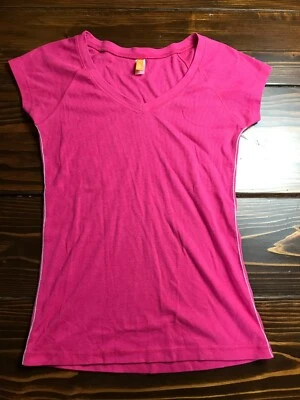 Camisa Lucy, para mujer talla grande, rosa, cuello en V, manga corta Foto 1 de 4