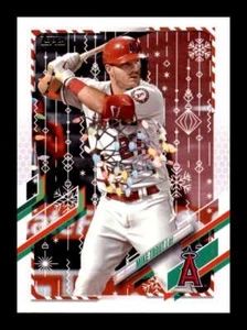2021 Topps Holiday Christmas Lights Variation Mike Trout #HW27 Angels Rare SP - Picture 1 of 3