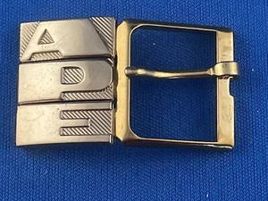 Vintage Initial Interchangeable Brass Belt Buckle Letters A, P, E - Foto 1 di 3
