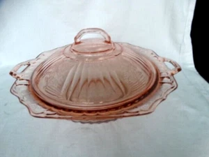 Anchor Hocking Pink Depression Glass Mayfair 10" Covered Dish Very Good Used Con - Picture 1 of 11