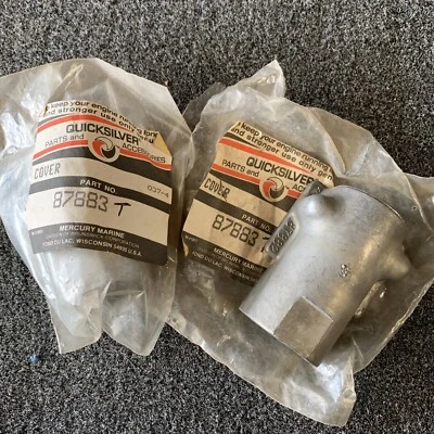 Qty2 NOS OEM MERCURY MARINER UPPER MOUNT COVER 87883 87882 - image 1 of 3