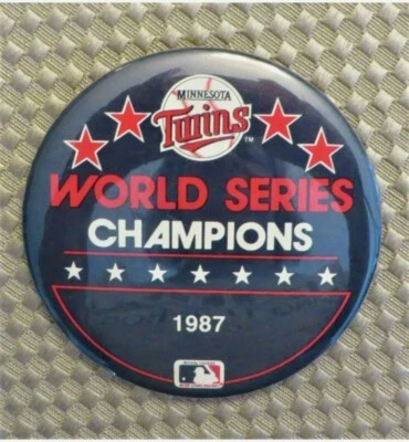 Twins world champions world series winner 1987 button, MLB, Minnesota - Image 1 of 2