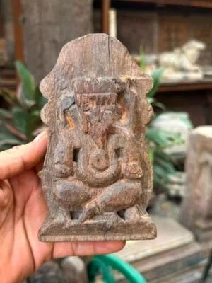 Vintage Old Natural Wooden Hand Carved Figure of Hindu God Ganesha 1800's 6x3.5" - Imagem 1 de 4