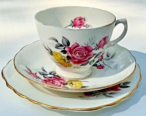 Royal Vale bone china Tea Cup & 2 Saucers Roses Ridgway Potteries - England gold - Picture 1 of 9