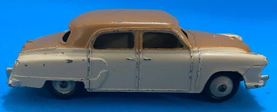 Dinky Toys No. 172 Studebaker Land Cruiser Vintage Two Tone Cream / Light Brown - Image 1 of 4