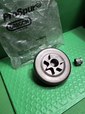 Sprocket 32074 .404 x 7T Poulan 395 3400 3700 3800 4000 Dayton 4Z251 4Z397 *READ - Image 1 of 4