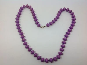 Grandmas Jewelry - Vintage Wooden Beaded Necklace 11" Lilac - Picture 1 of 2