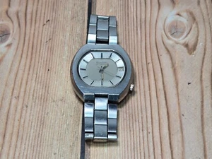 Orologio TV Vintage 1974 Bulova Accutron 21343-9W Forcella Tuning Acciaio Inox - Foto 1 di 15