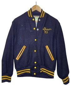 Chaqueta Universitaria de Lana Clarkston 1982 True Vintage Talla Mediana Azul - Imagen 1 de 9