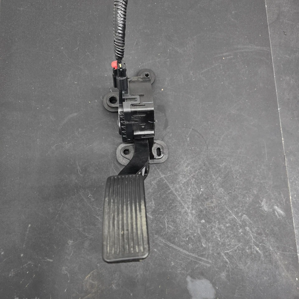 Pedal acelerador 11 12 13 14 15 Ford Edge Lincoln MKX CT43-9F836-AA Foto 1 de 4