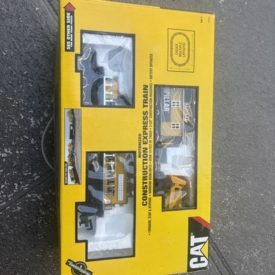 Caterpillar CAT Construction Express Motorized Toy Train Set  Extra Track - Image 1 of 3
