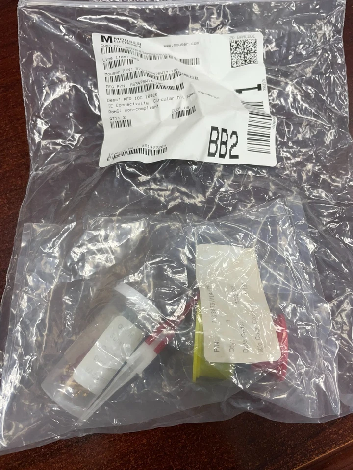 Deutsch MS3476W14-18P Circular Connector Receptacle 18 Position - Image 1 of 1