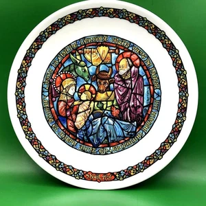 D'Arceau Limoges Krippenteller Noel Vitrail "No Room at the Inn" (P150) - Bild 1 von 2
