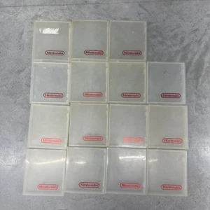 Nintendo NES OEM Offizielle Kunststoff Klapphülle Hartschale Posten 15 durchsichtige Hüllen - Bild 1 von 4